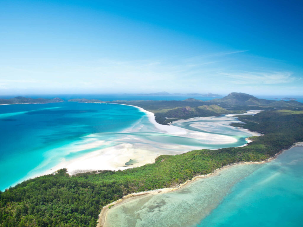 Stunning Tropical Beach Wallpaper: Turquoise Waters & White Sand