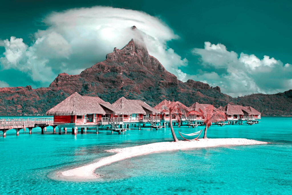 Tropical Paradise Wallpaper: Overwater Bungalows & Turquoise Waters
