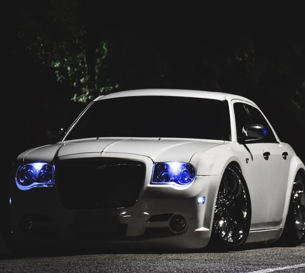 Stunning Chrysler 300C Wallpaper: Sleek Design & Night Lighting