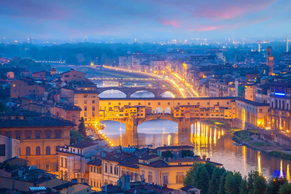 Twilight Ponte Vecchio Wallpaper: Iconic Florence Bridge Illuminated