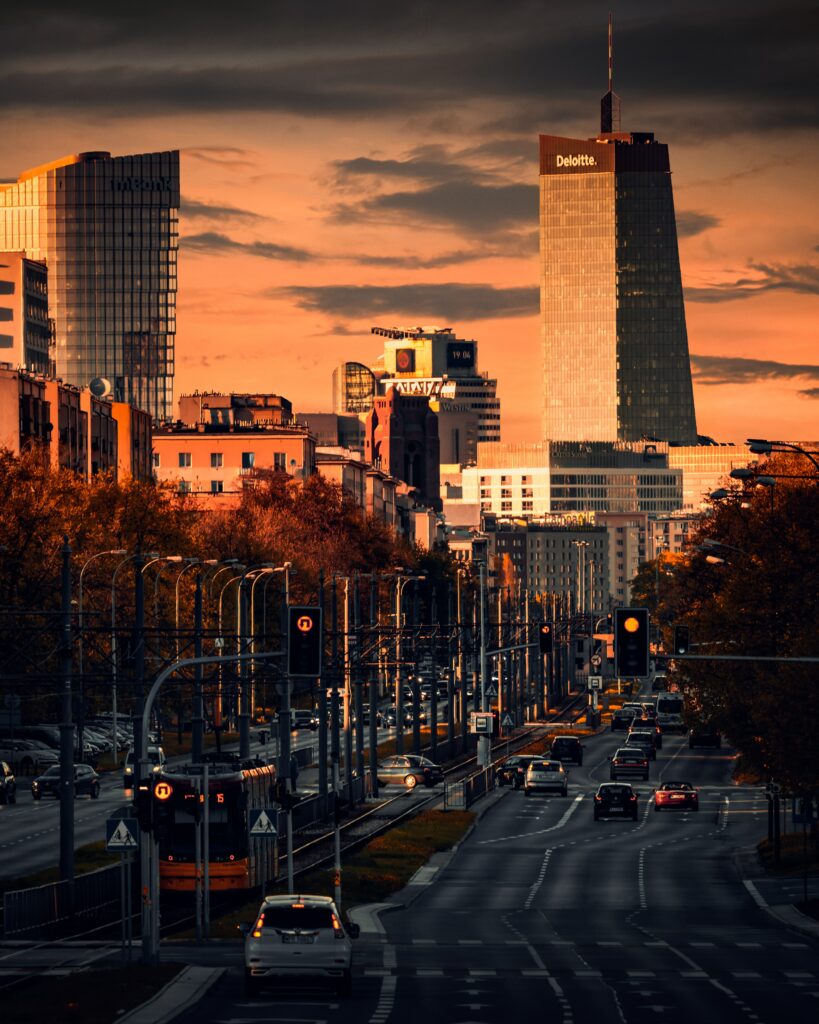Twilight Urban Wallpaper: Stunning City Scene with Sunset Hues