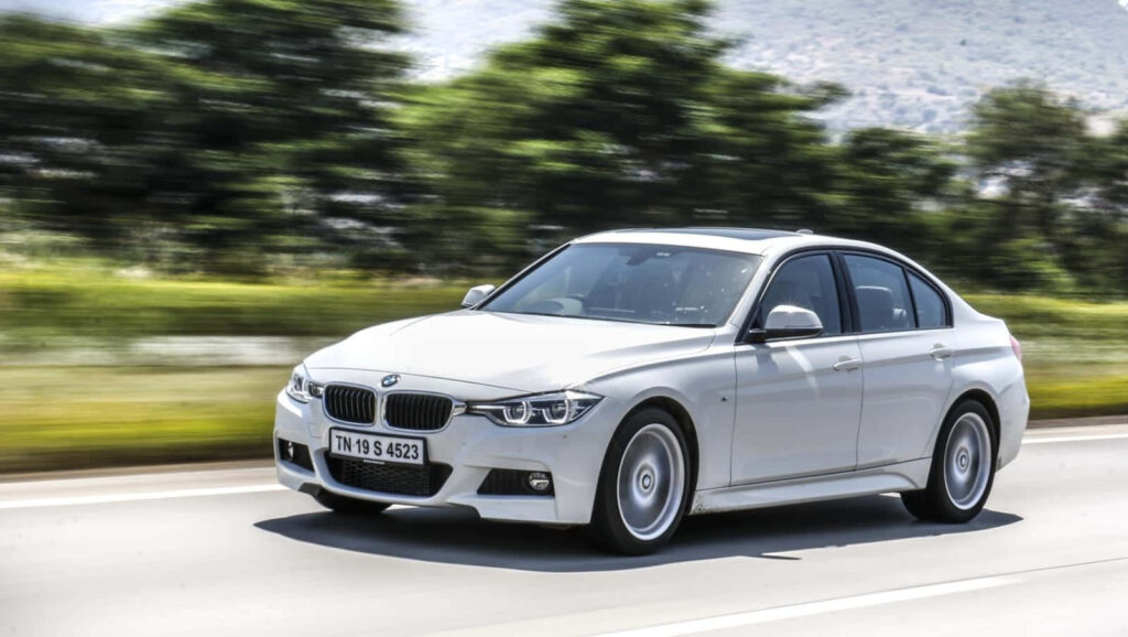 Reinventing the Motoring Experience with BMW M Series Cars Wallpaper