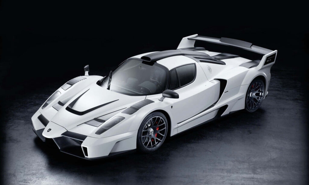 Exquisite Fury: Unveiling the Intoxicating Charisma of a Bespoke Ferrari Enzo Wallpaper
