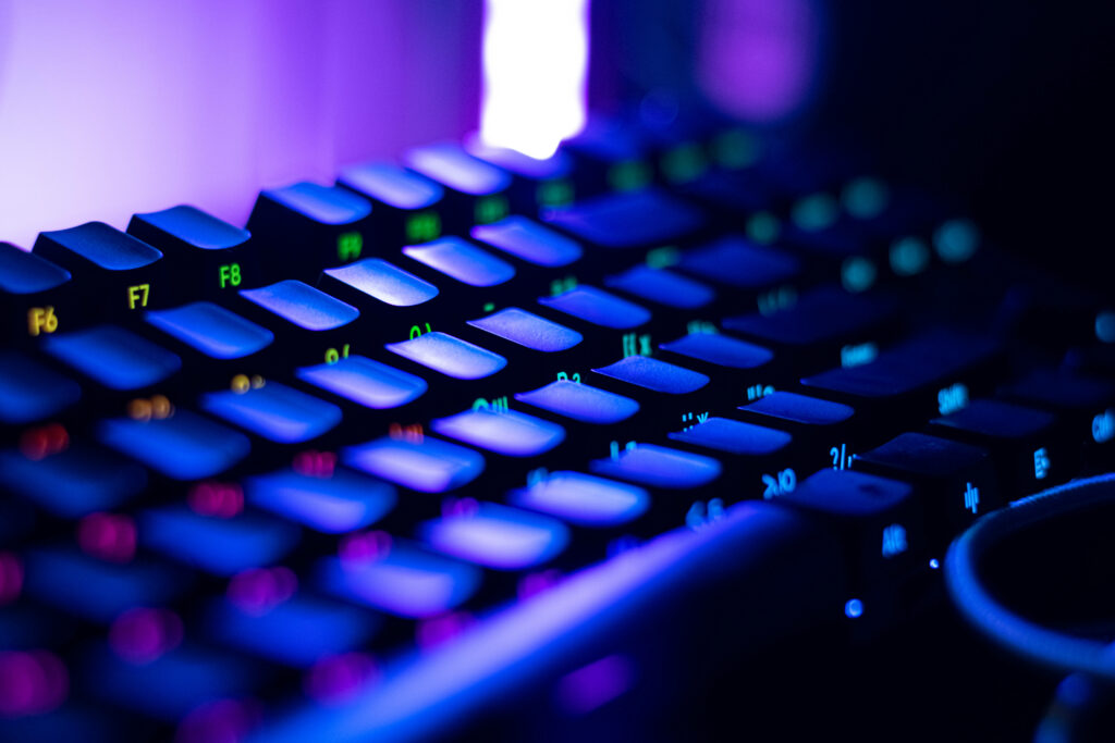 Immerse Yourself in the Dark Gaming Realm with KD87 Keyboard: An Epic Wallpaper for Gamers