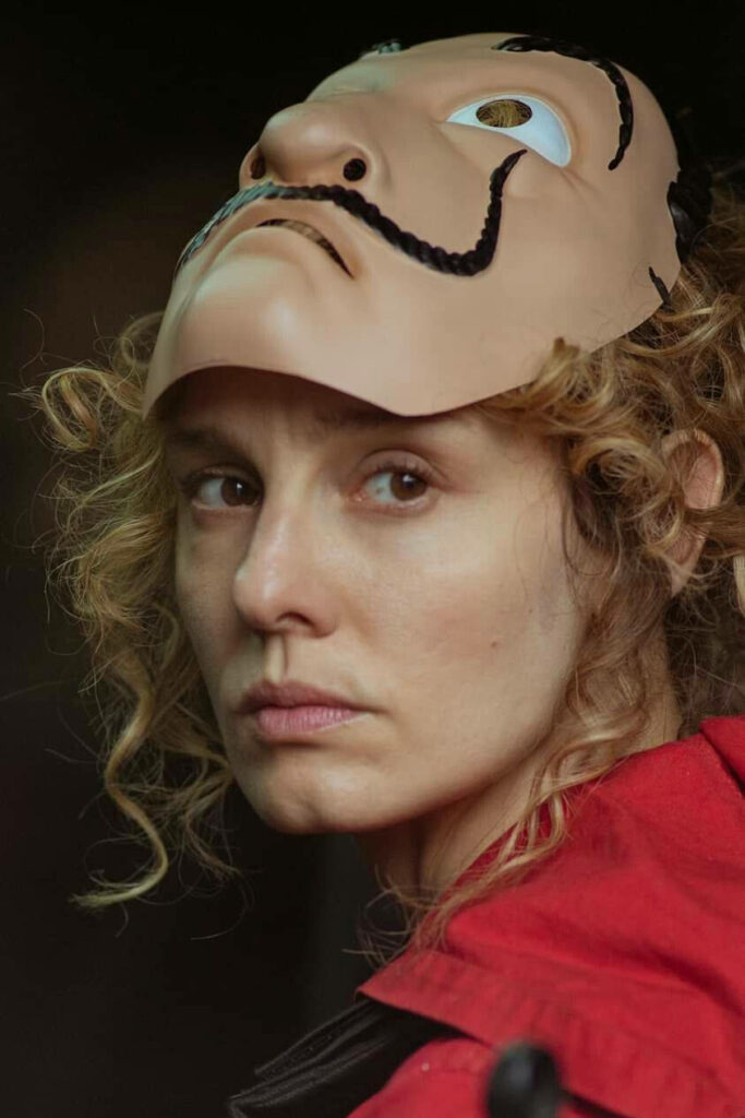 Unmasking Mónica: Revealing the Face of a Money Heist Character Wallpaper