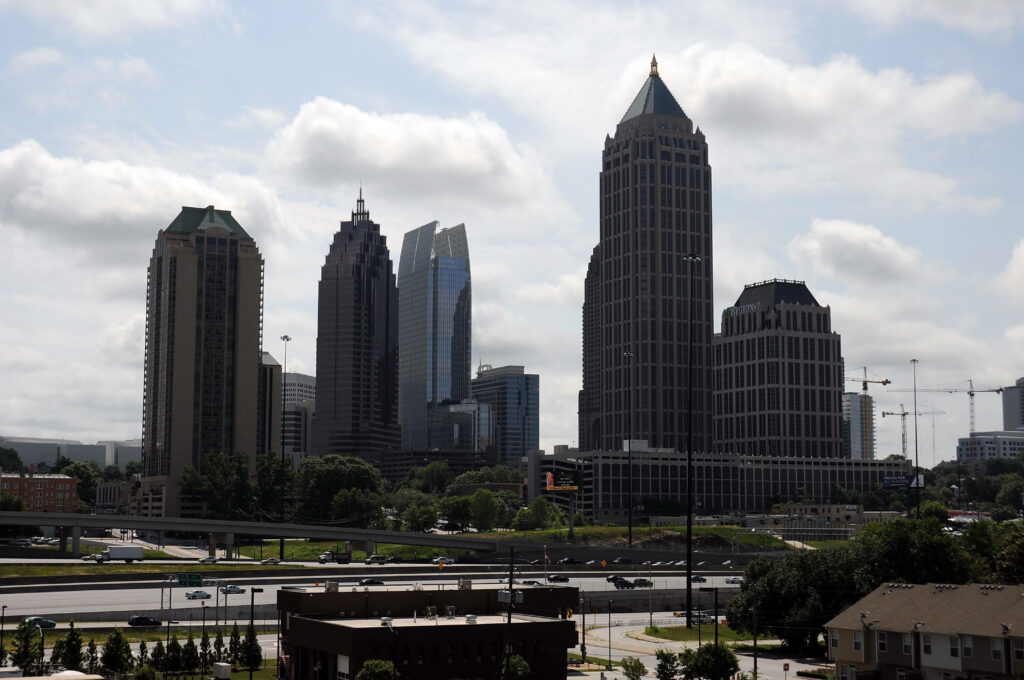 Uptown Atlanta Skyline Wallpaper: Modern Meets Classic Architecture