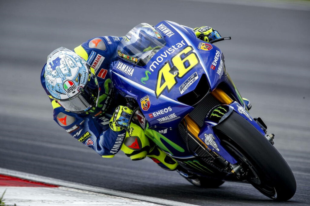 Valentino Rossi 2015 MotoGP Wallpaper: Yamaha Racing Action Shot