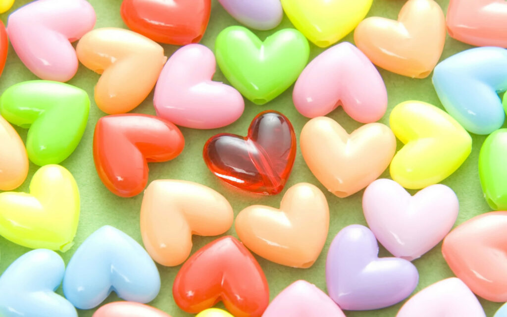 Vibrant 3D Heart Wallpaper: Colorful Designs & Red Centerpiece