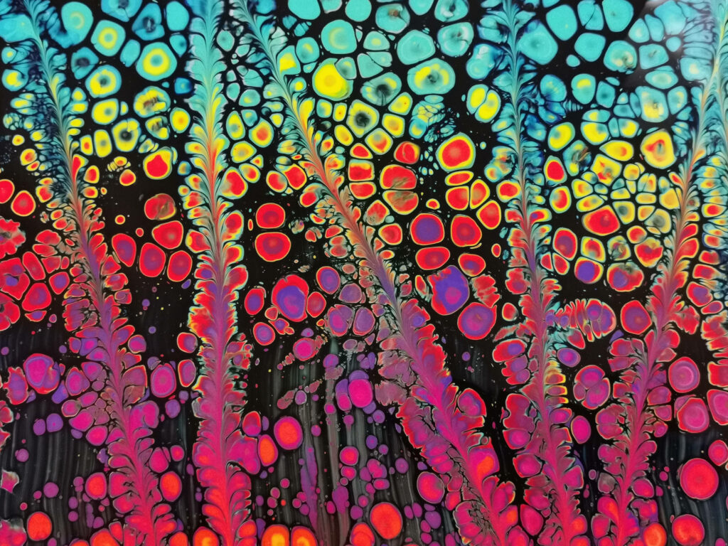 Vibrant Abstract Bubble Art Wallpaper - Colorful Background Design