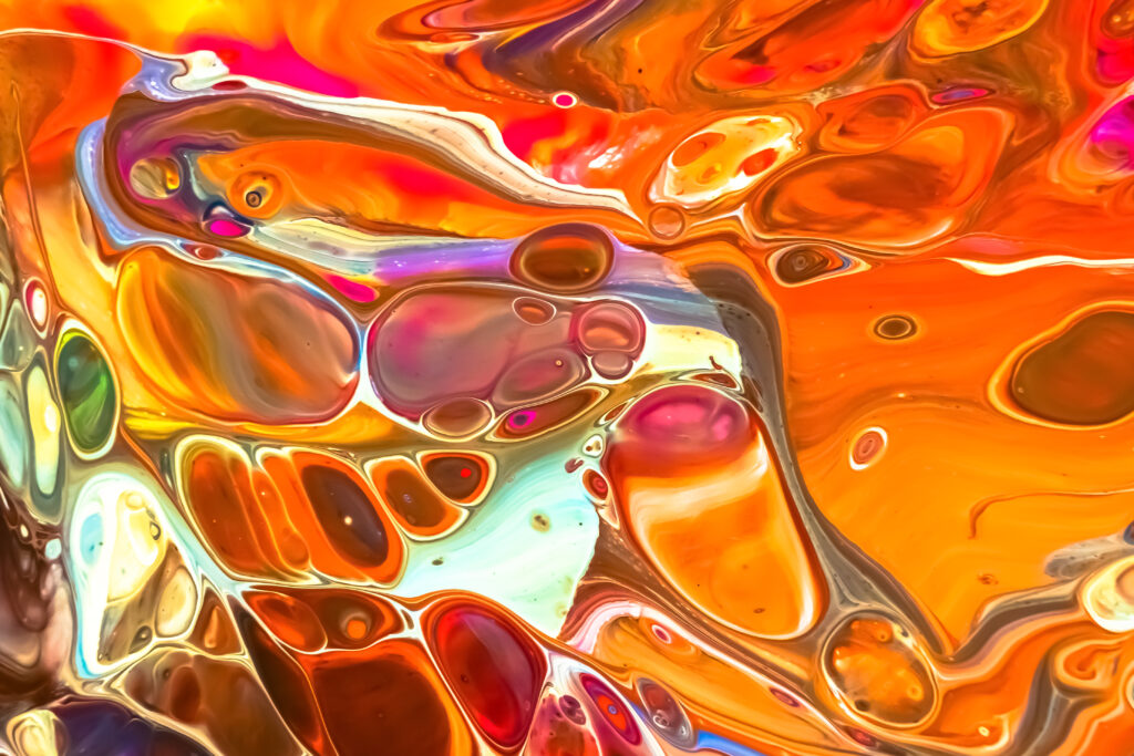 Vibrant Abstract Wallpaper: Energetic Fluid Designs & Bubble Shapes