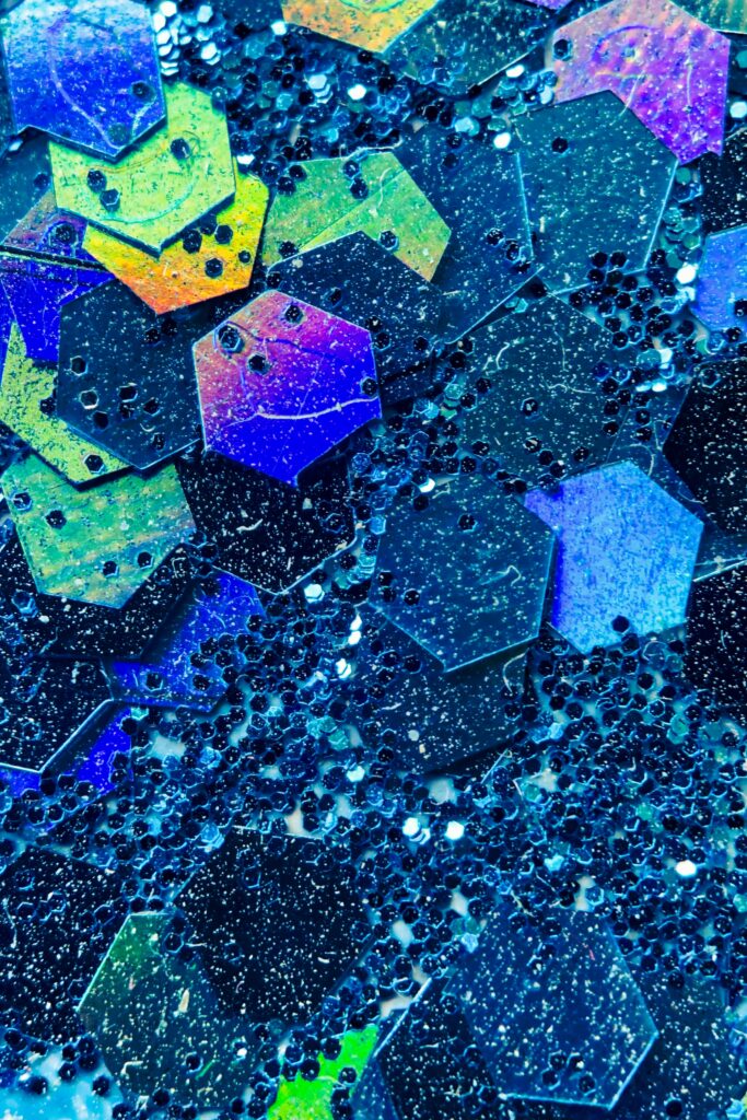 Vibrant Abstract Wallpaper: Multicolored Hexagons & Glitter Design