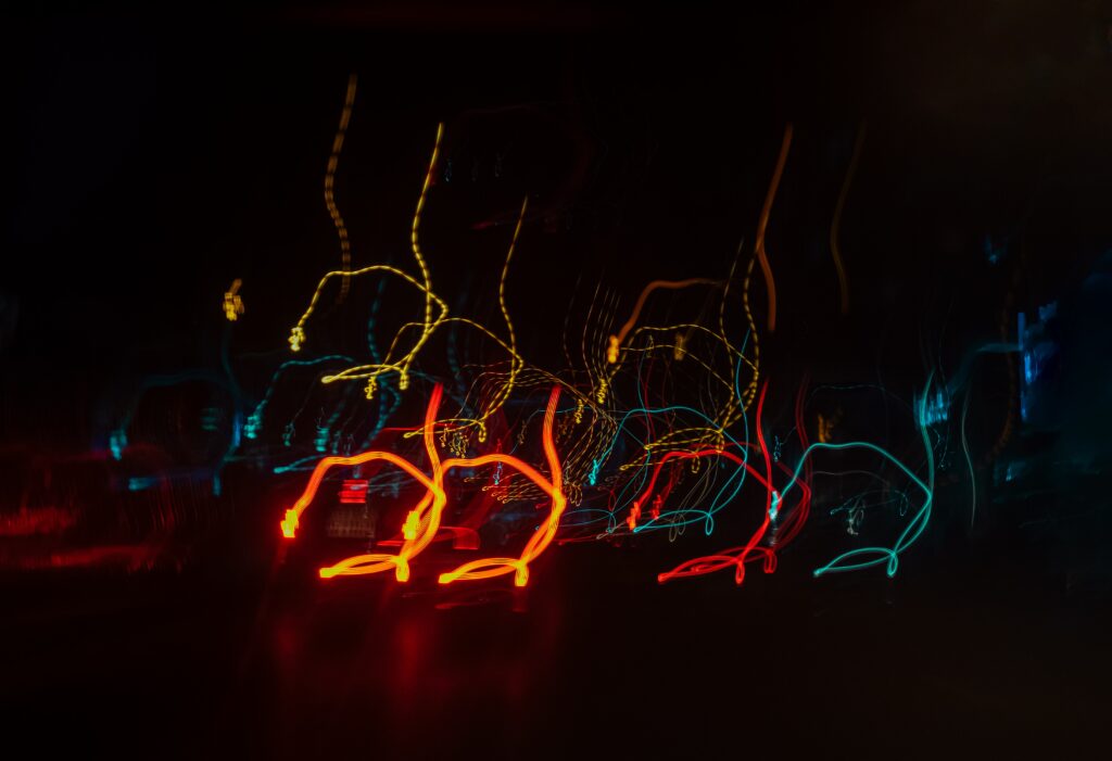 Vibrant Abstract Long Exposure Wallpaper: Dynamic Light & Motion
