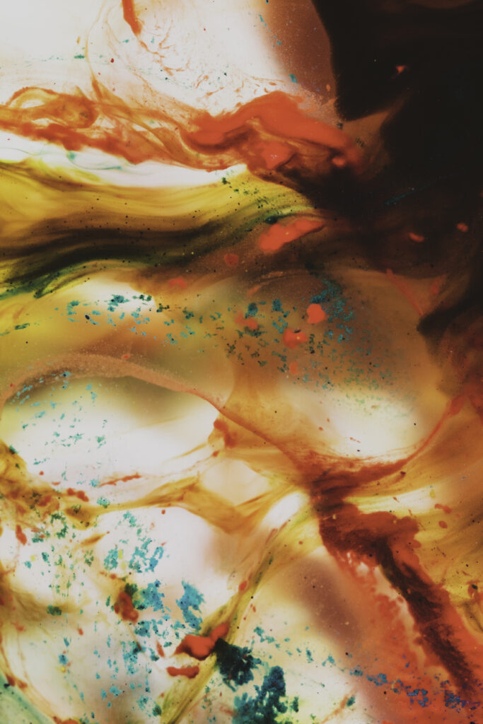 Dynamic Abstract Paint Splash Wallpaper in Red & Green Background