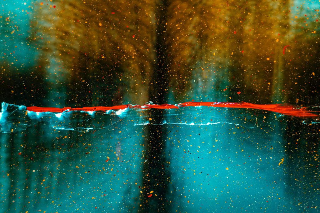 Vibrant Abstract Wallpaper: Multi-Colored Spray Paint Effect