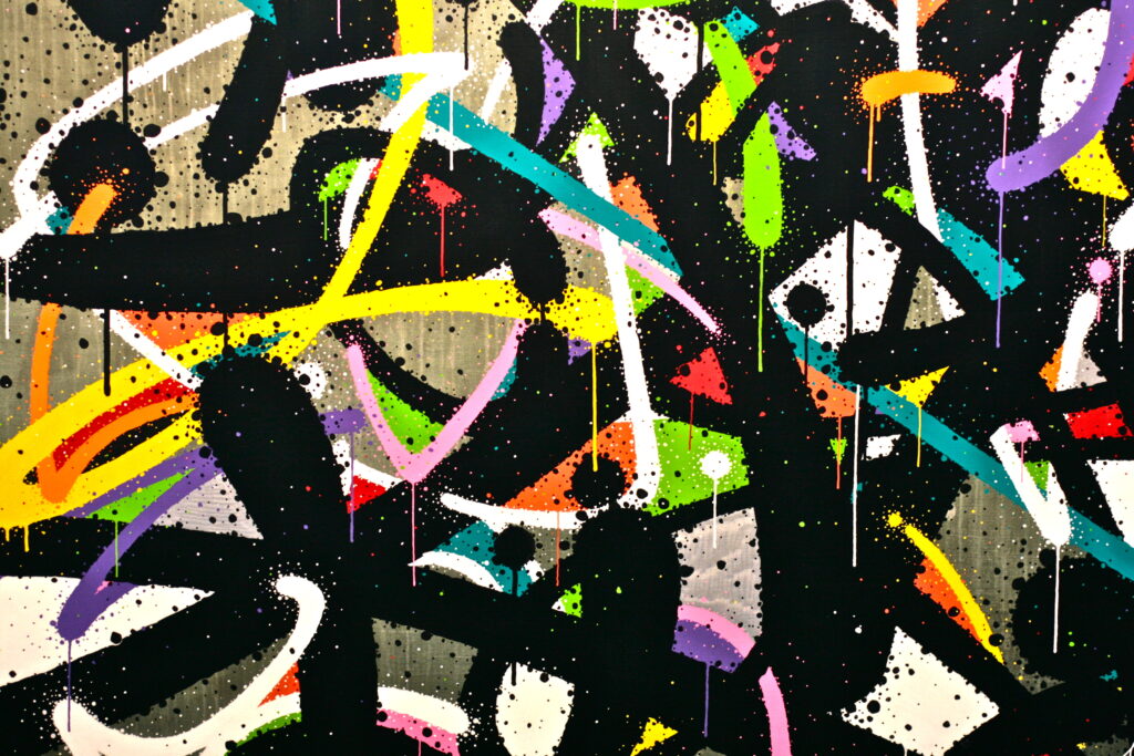 Vibrant Abstract Wallpaper: Colorful Paint Splatters & Dynamic Lines