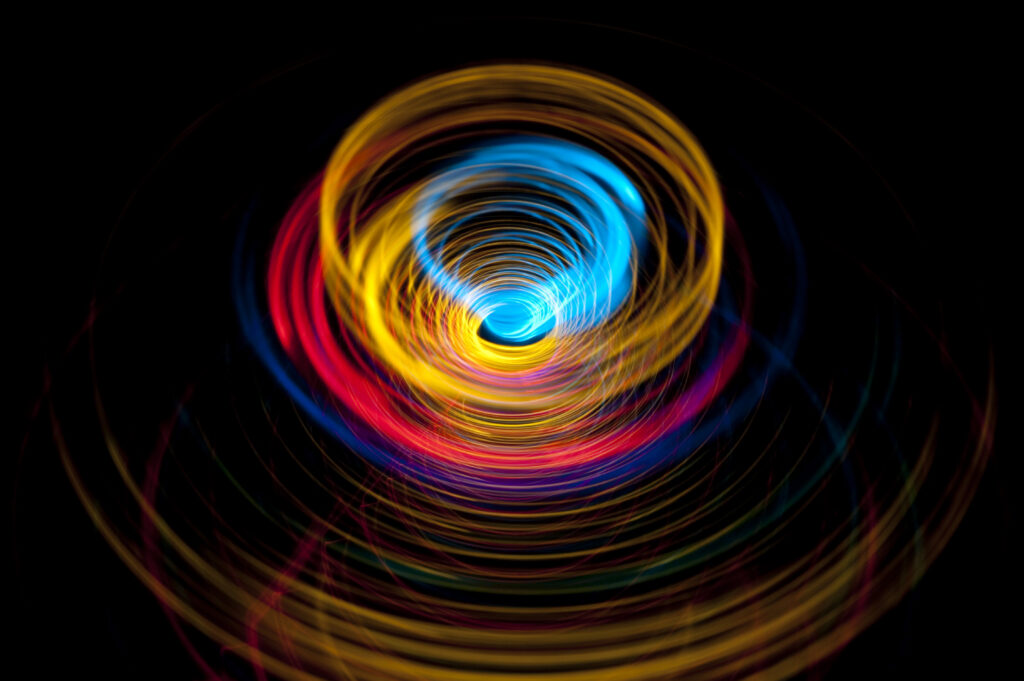 Vibrant Abstract Circles Wallpaper on Dark Background - 4509x3000
