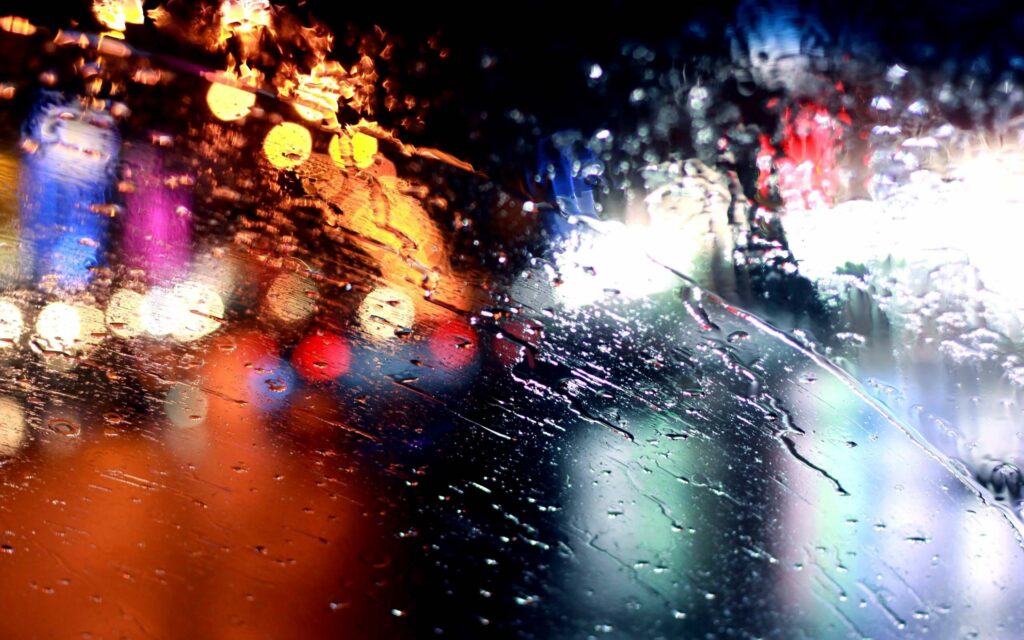 Vibrant Abstract Water Drops Wallpaper with Colorful Light Reflections