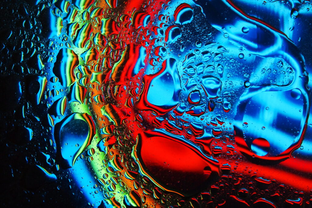 Vibrant Abstract Water Droplets Wallpaper - Colorful Background