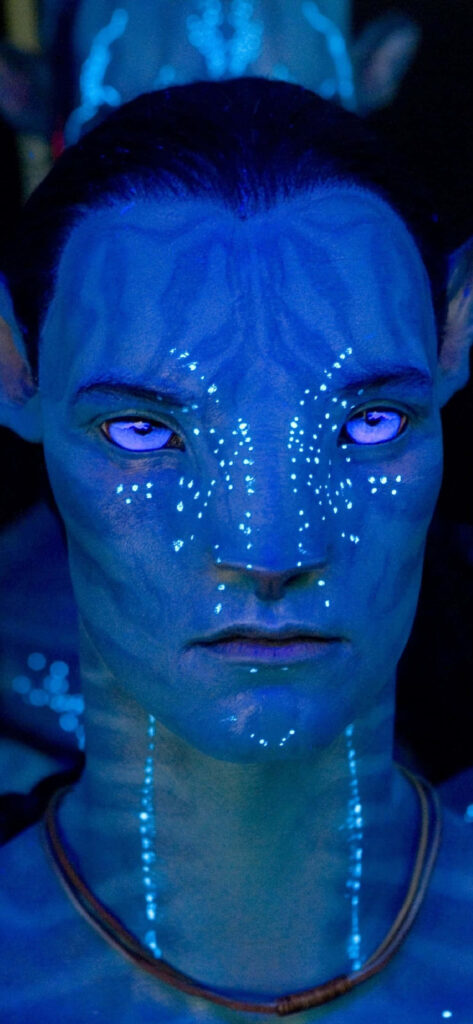 Stunning Avatar Character Wallpaper: Close-Up with Vibrant Blue Skin