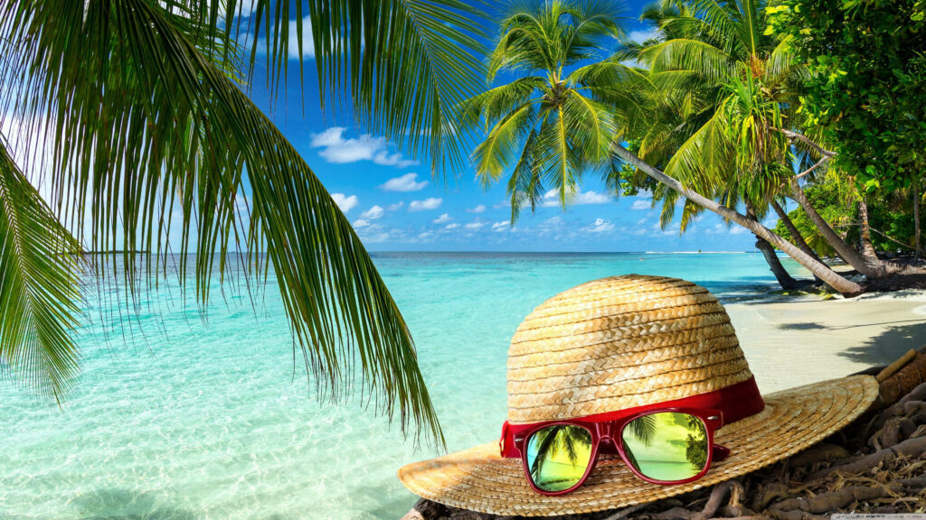 Vibrant Beach Wallpaper: Turquoise Waters & Relaxing Tropical Vibes