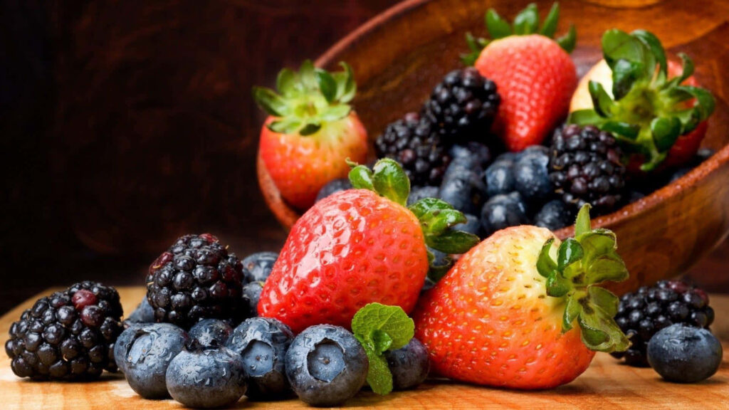 Vibrant Berry Medley Wallpaper: Fresh Blueberries, Raspberries, Strawberries