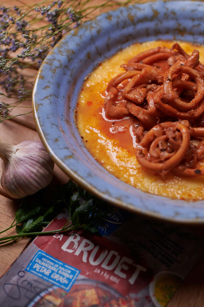 Vibrant Brudet Fish Stew Wallpaper: Flavorful Dish with Rustic Touch