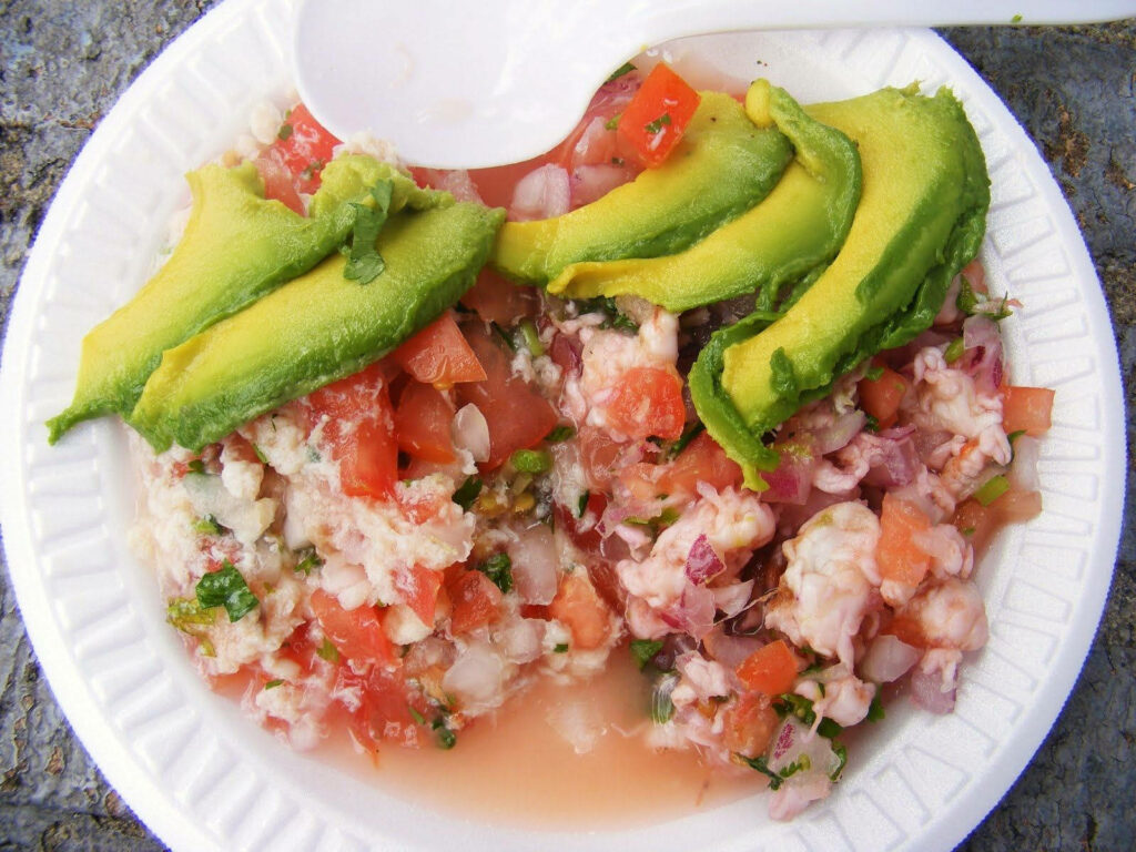 Vibrant Ceviche Platter Wallpaper: Colorful Seafood Delight