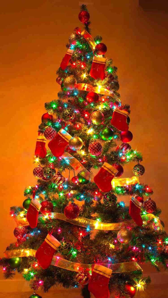 Vibrant Christmas Tree Wallpaper: Colorful Lights & Decorations