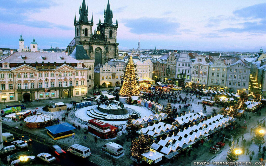 Festive European Square Wallpaper: Christmas Tree & Historic Charm