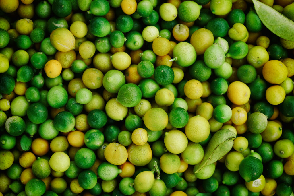 Vibrant Citrus Wallpaper: Fresh Green & Yellow Zoom Background