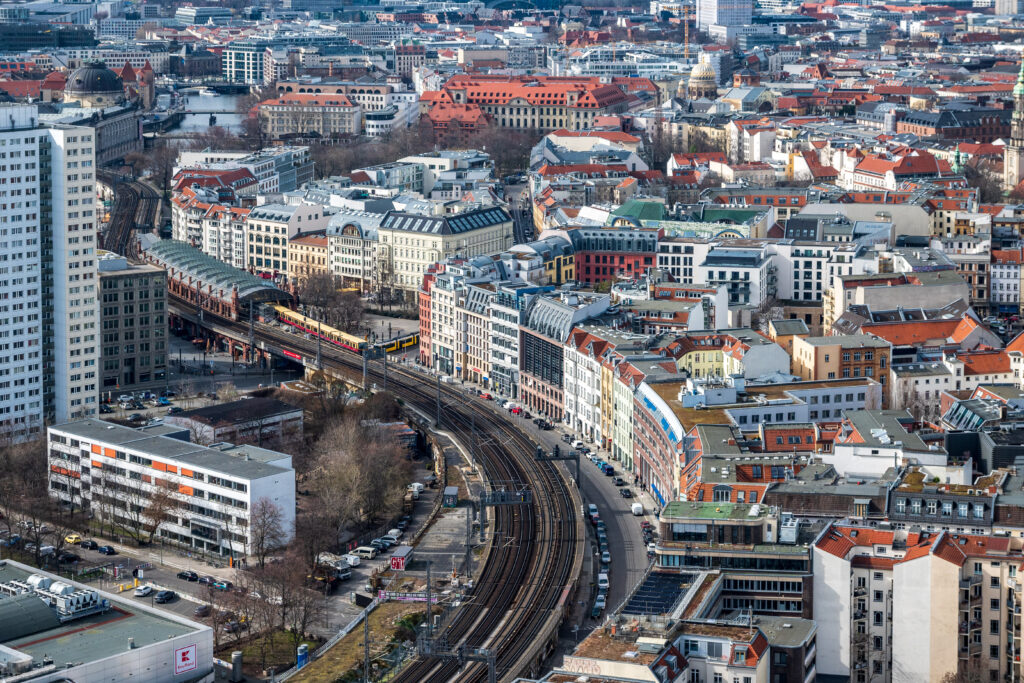 Vibrant Cityscape Wallpaper: Colorful Buildings & Urban Charm