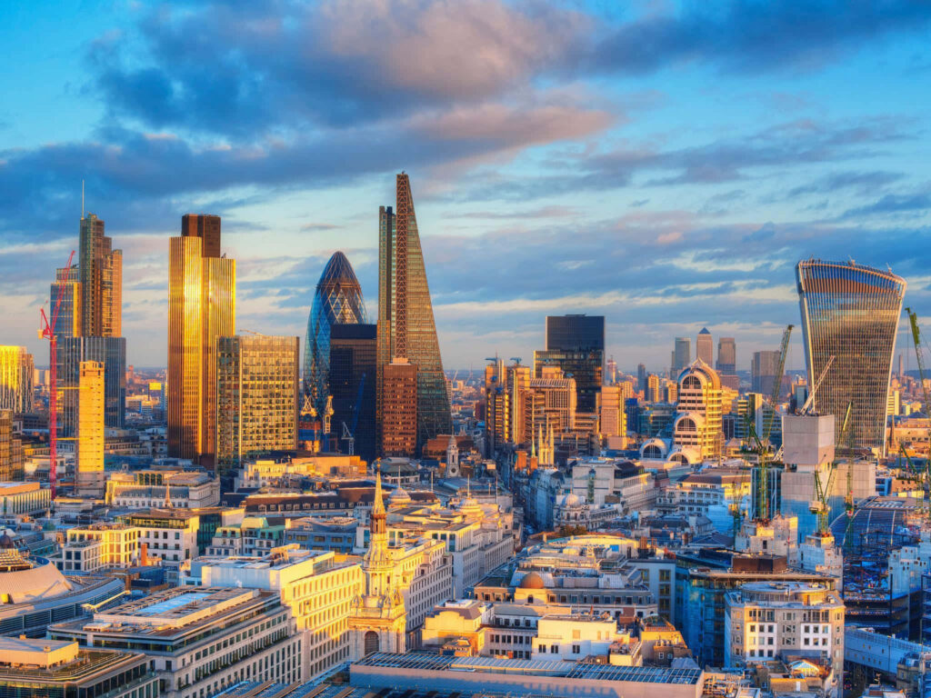Vibrant Cityscape Wallpaper: Modern Skyscrapers & Iconic Architecture