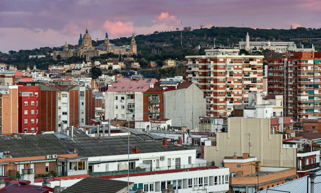 Vibrant Cityscape Wallpaper: Modern & Traditional Architecture