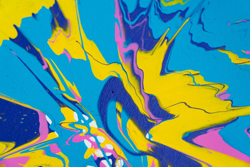 Vibrant Liquid Symphony: A Captivating Kaleidoscope of Color in Stunning 4K Wallpaper