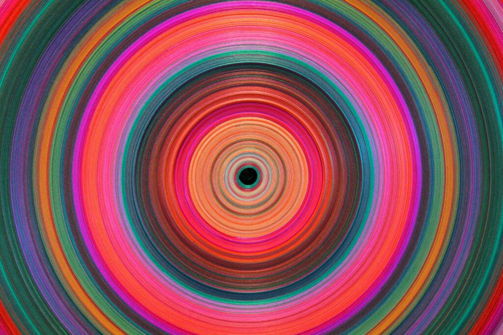 Vibrant Colorful Concentric Circles Wallpaper for Dynamic Spaces