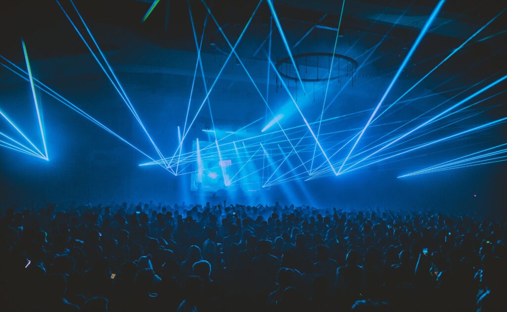 Vibrant Concert Wallpaper: Dazzling Lights & Lively Crowd Background