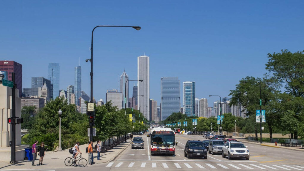 Vibrant Chicago Wallpaper: Busy Downtown Crossing with Skyscrapers
