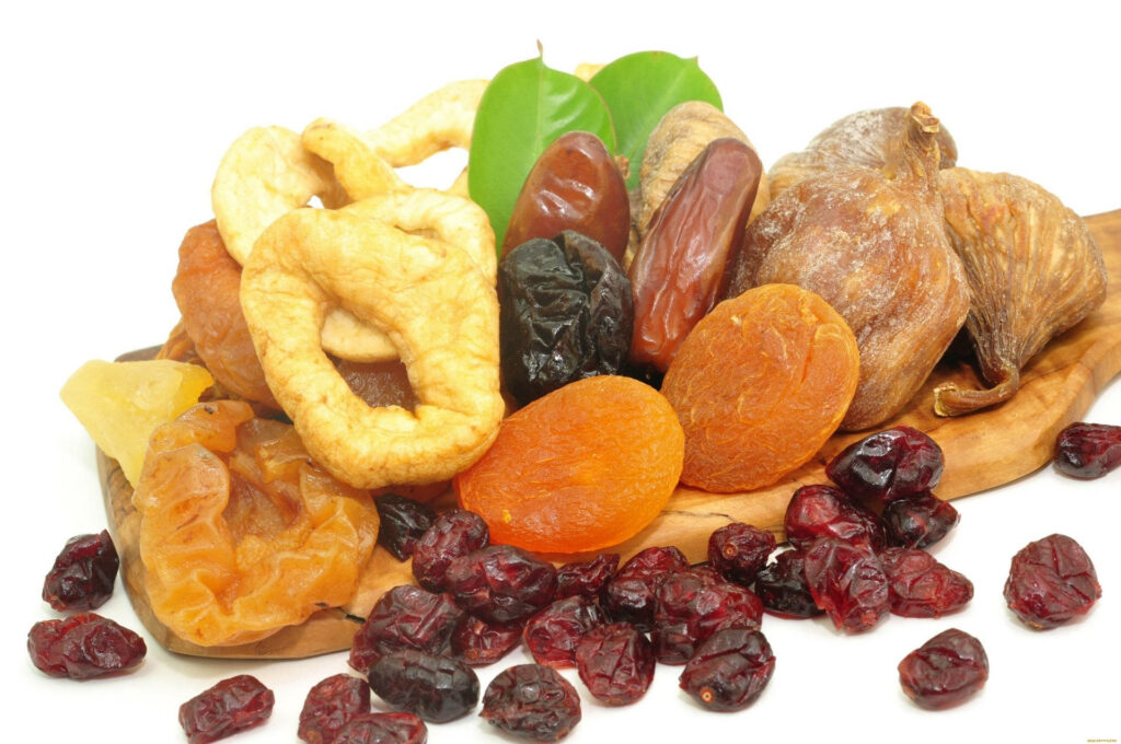 Colorful Dried Fruit Wallpaper: Currants, Apricots & More