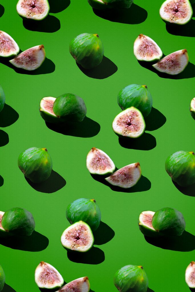 Vibrant Fig Wallpaper: Fresh Green Background Design