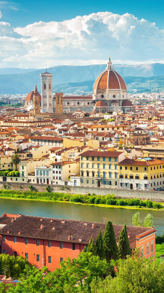 Vibrant Florence Cathedral Wallpaper: Charming City Architecture & Sky