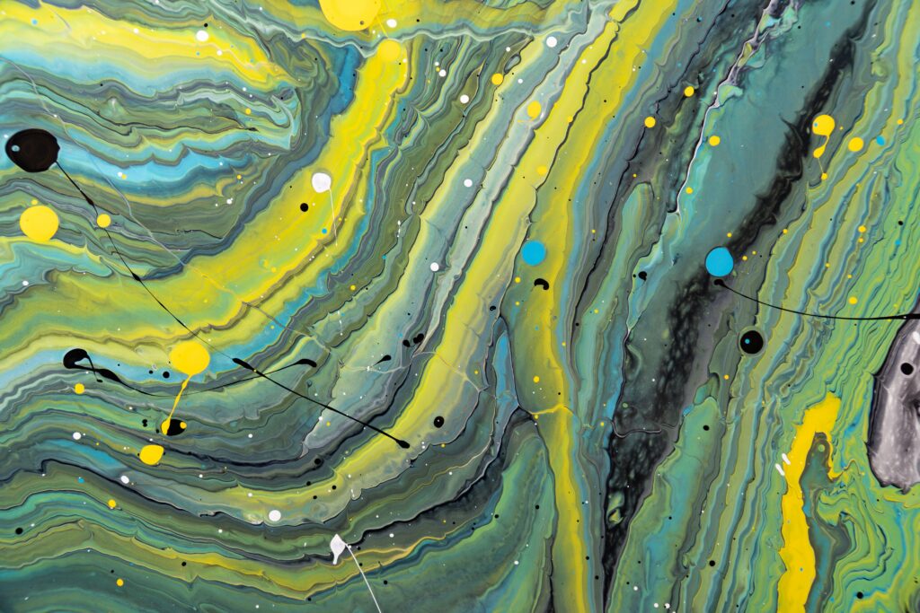 Vibrant Fluid Art Wallpaper: Teal, Yellow & Black Abstract Design