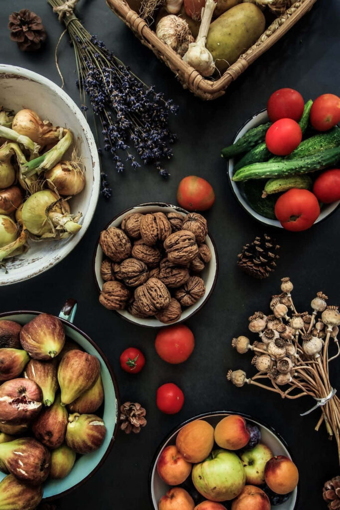 Rustic Fruit & Veggies Wallpaper: Vibrant Natural Food Arrangement