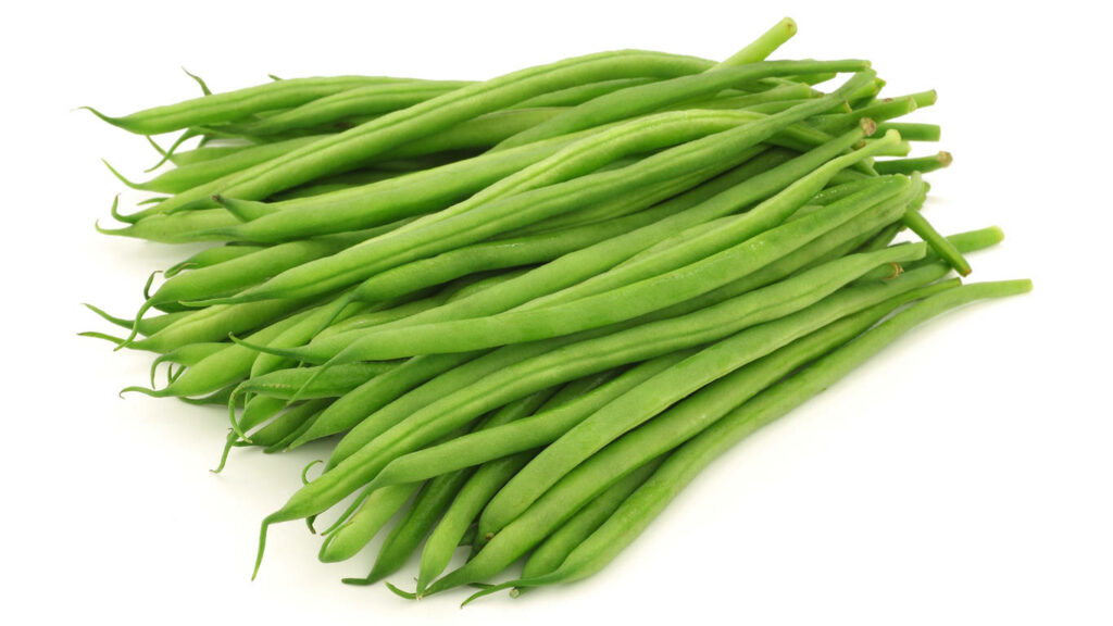 Fresh Green Beans Wallpaper: Vibrant Natural Texture Background