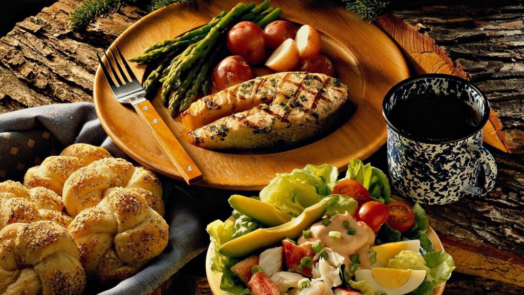 Vibrant Wallpaper: Grilled Fish, Veggies & Fresh Bread Platter