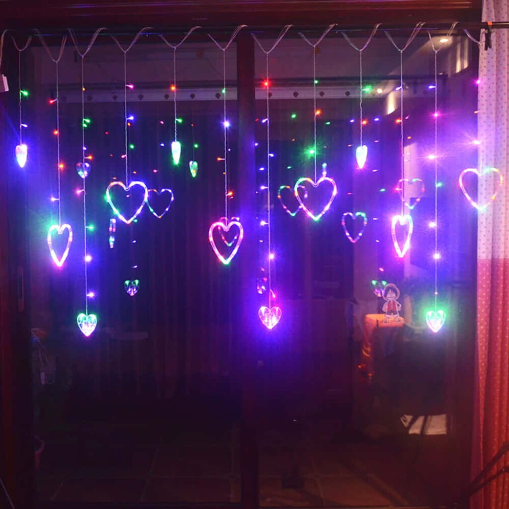 Vibrant Heart-Shaped Lights Wallpaper: Warm, Romantic Aesthetic