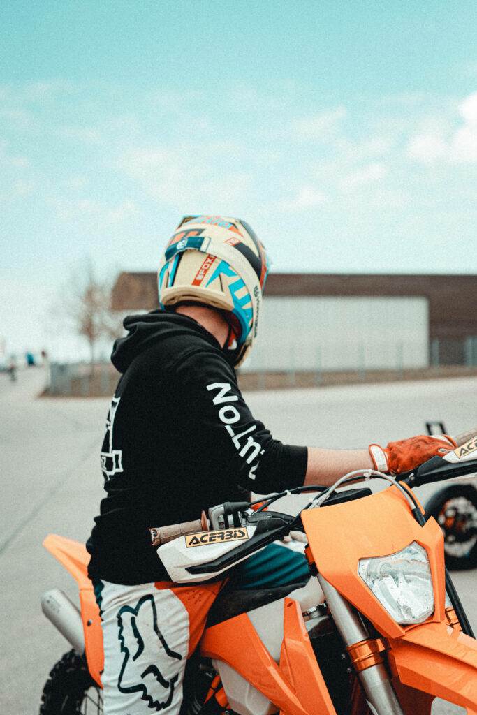 KTM Motorcycle Wallpaper: Vibrant Design for Enthusiasts