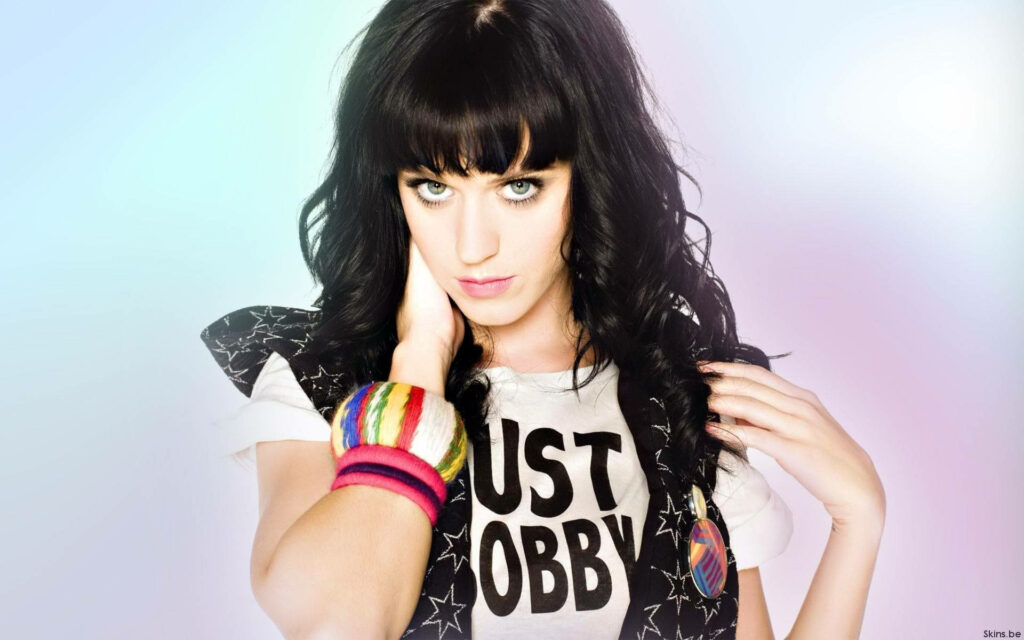 Vibrant Katy Perry Wallpaper: Bold Style & Captivating Expression