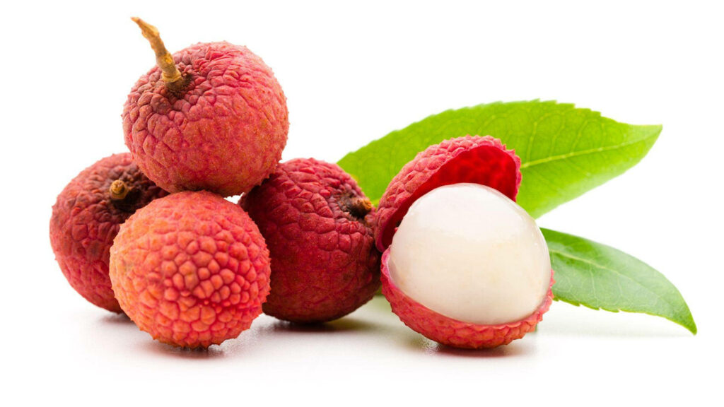 Vibrant Lychee Fruits Wallpaper: Juicy Flesh & Textured Red Shells