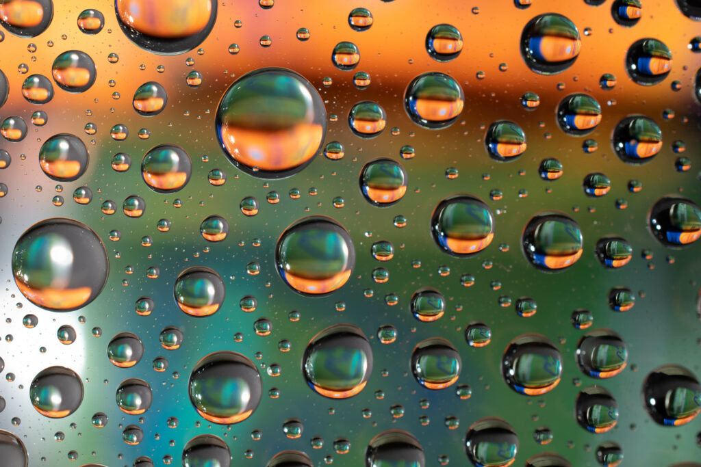 Vibrant Macro Bubble Wallpaper: Intricate Liquid Textures & Colors
