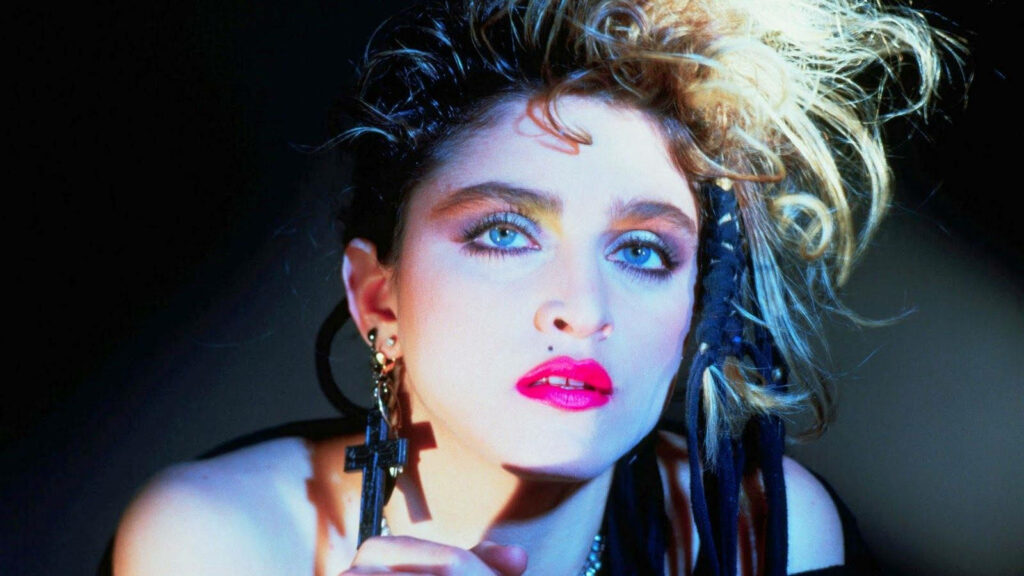 Madonna '90s Wallpaper: Bold Style & Captivating Gaze Background